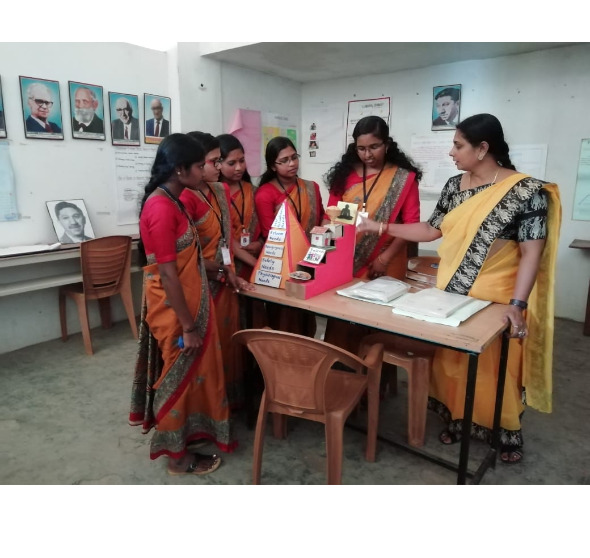 PSYCHOLOGY LAB